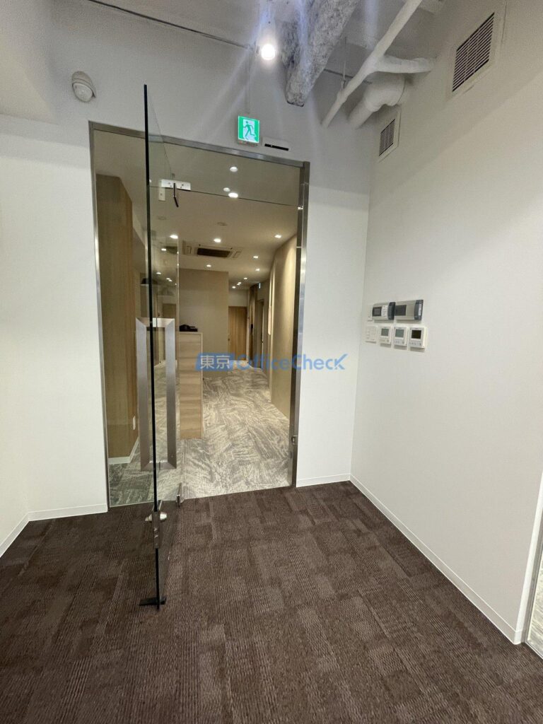 銀座スクエア2階 32