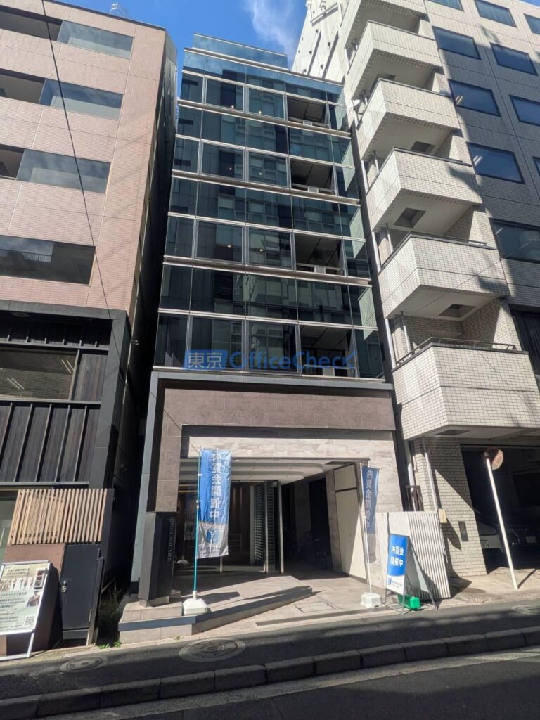 銀座スクエア3階 37