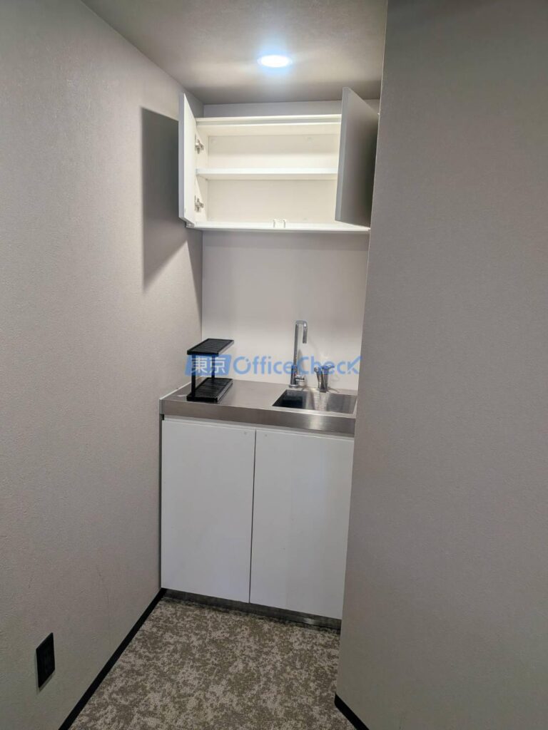 麹町晴花ビル7階 15